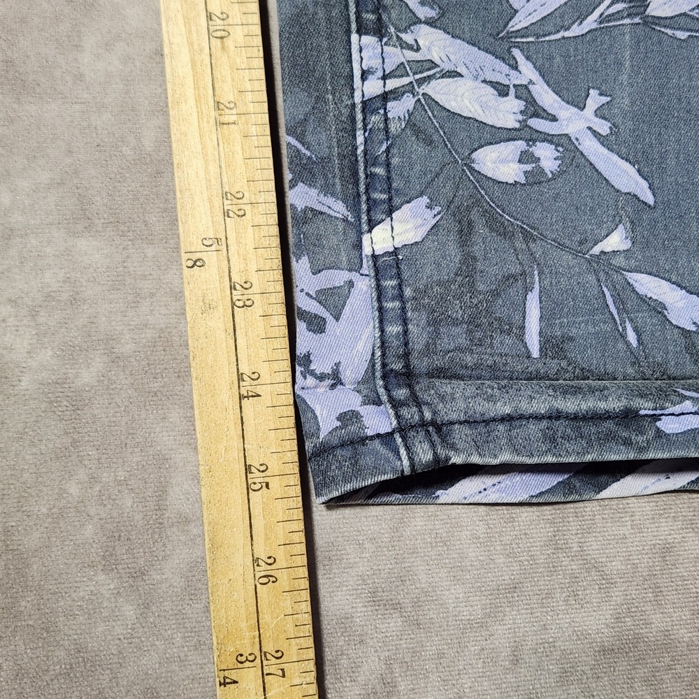 women's FREE PEOPLE leaf/palm Floral print Jeans/pants gray/lavender Size 27 - Picture 8 of 8